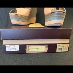 Modern Vintage Heels Never Worn